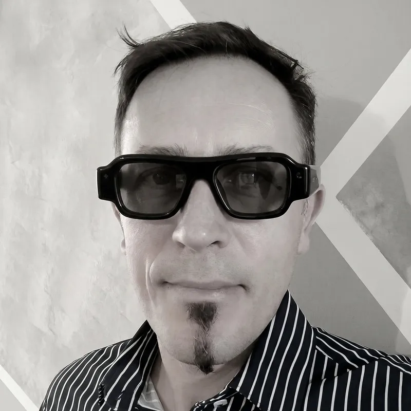 Dr. Liviu Coconu